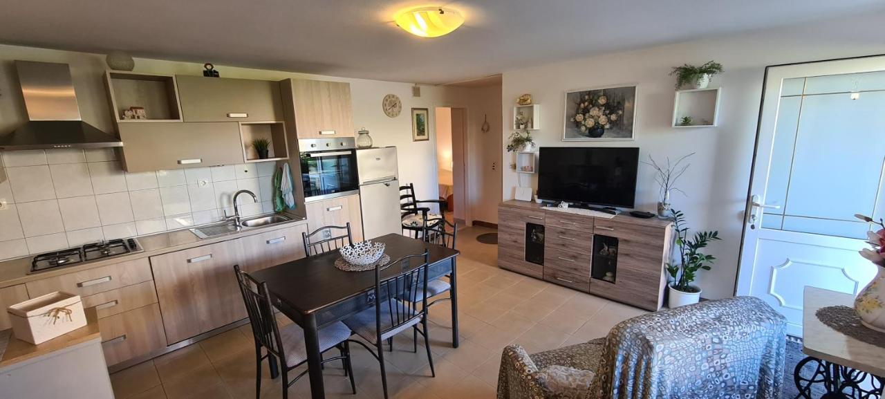 Apartmani Fani Supetar Dış mekan fotoğraf